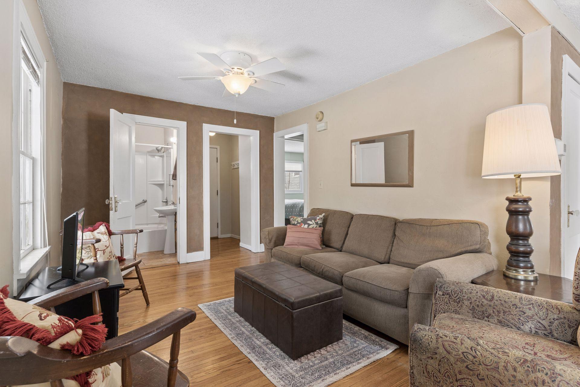 147 1st Street Excelsior, MN 55331 - Photo 9 of 34