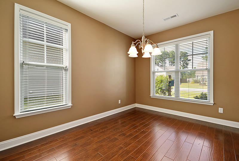 354 Decatur Drive Summerville, SC 29486 - Photo 10 of 46 DSC_0175_DSC_0176-copy