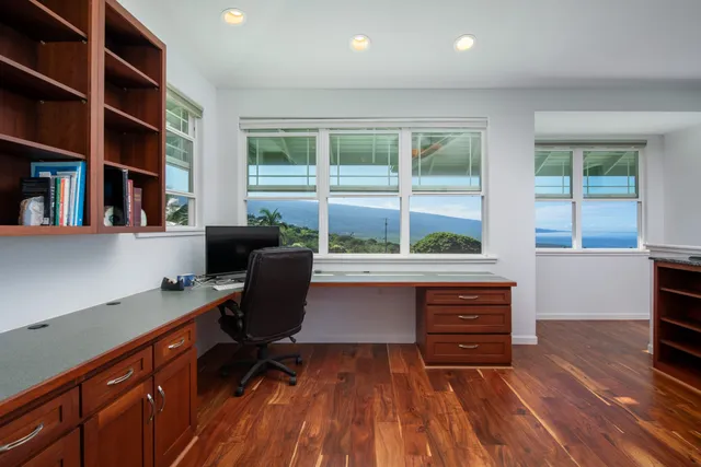 $2,950,000 | 81-853 Makahiki Lane, Captain Cook, HI 96704