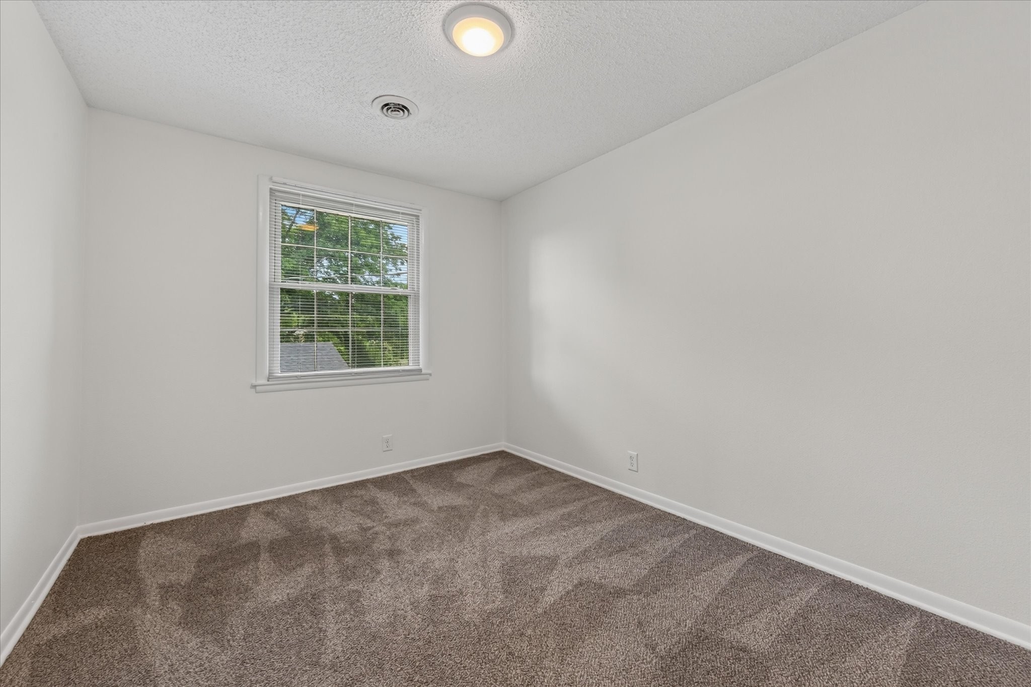 309 Dunbar Cave Road Clarksville, TN 37043 - Photo 24 of 33 Gallery Image 24