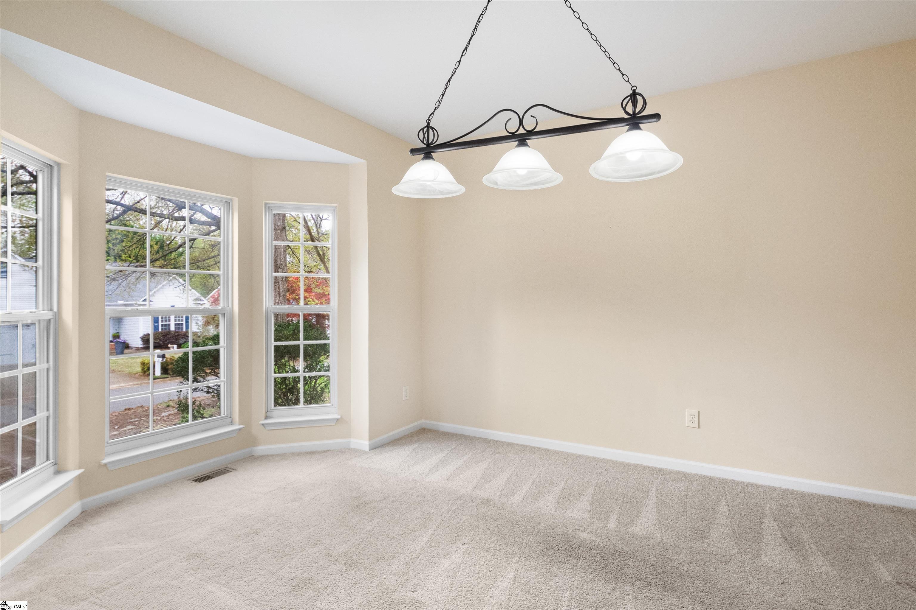 203 Moncton Place Simpsonville, SC 29681 - Photo 4 of 29