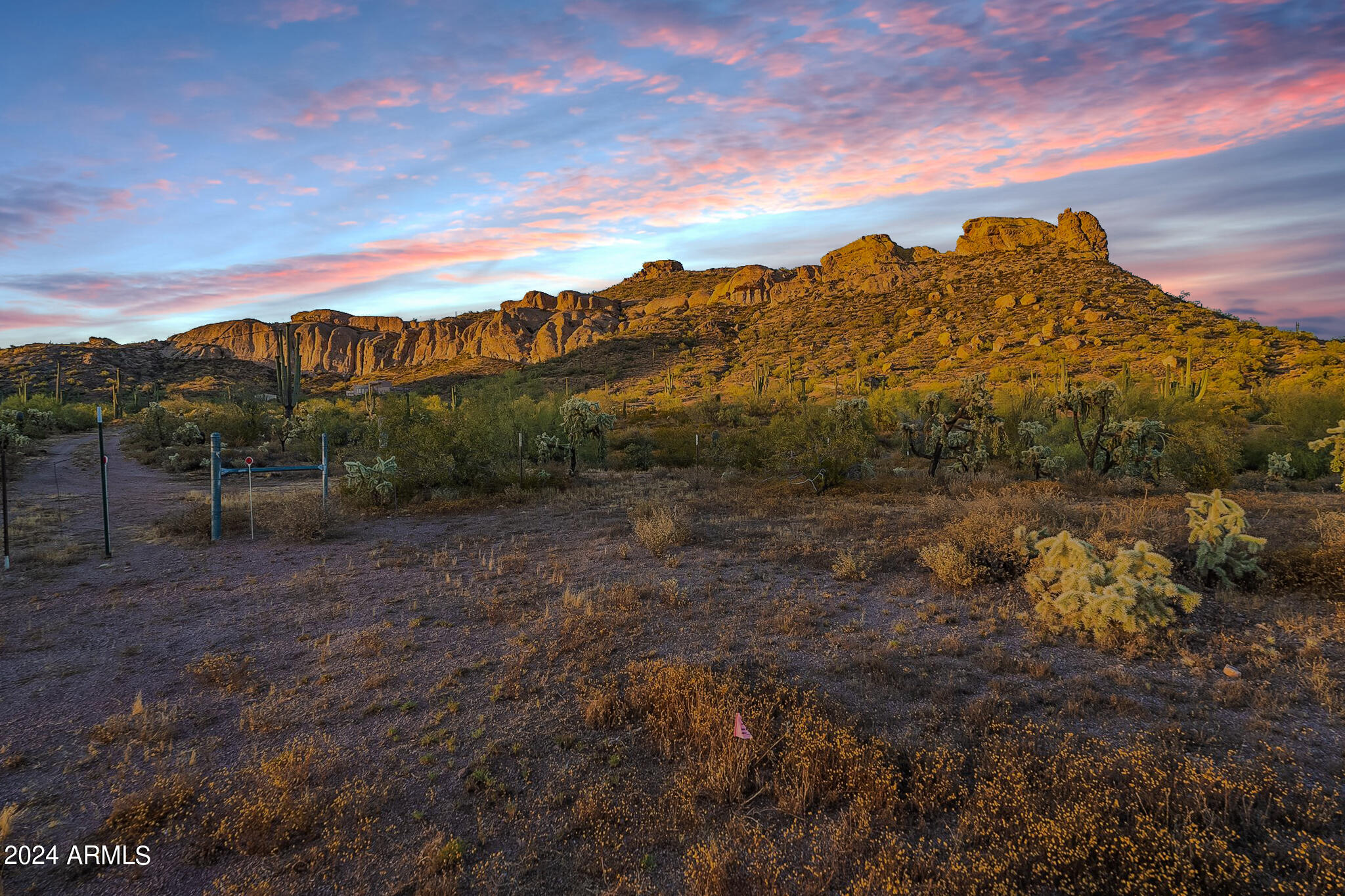 0 South Bowman Road, Unit LOT 2 Apache Junction, AZ 85119 - Photo 4 of 13 fXFUF2Sw