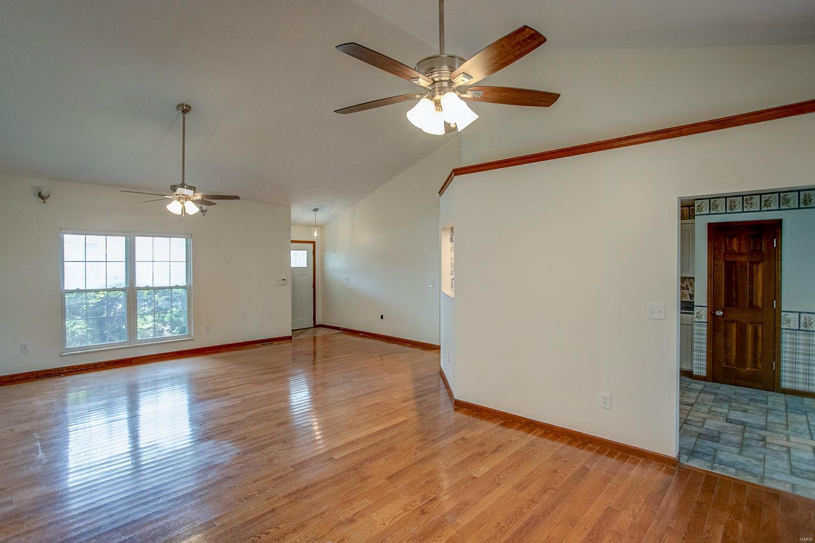 3297 Springbrook Drive Shiloh, IL 62221 - Photo 8 of 29 Gallery Image 8