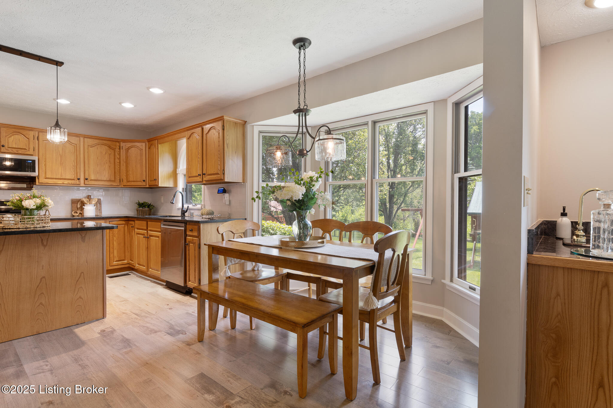 12408 Kirkham Road Louisville, KY 40299 - Photo 5 of 52 12408 Kirkham Rd-18