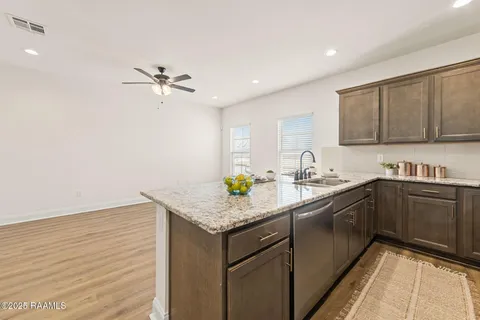 $235,999 | 108 Ridgedale Alley, Lafayette, LA 70506