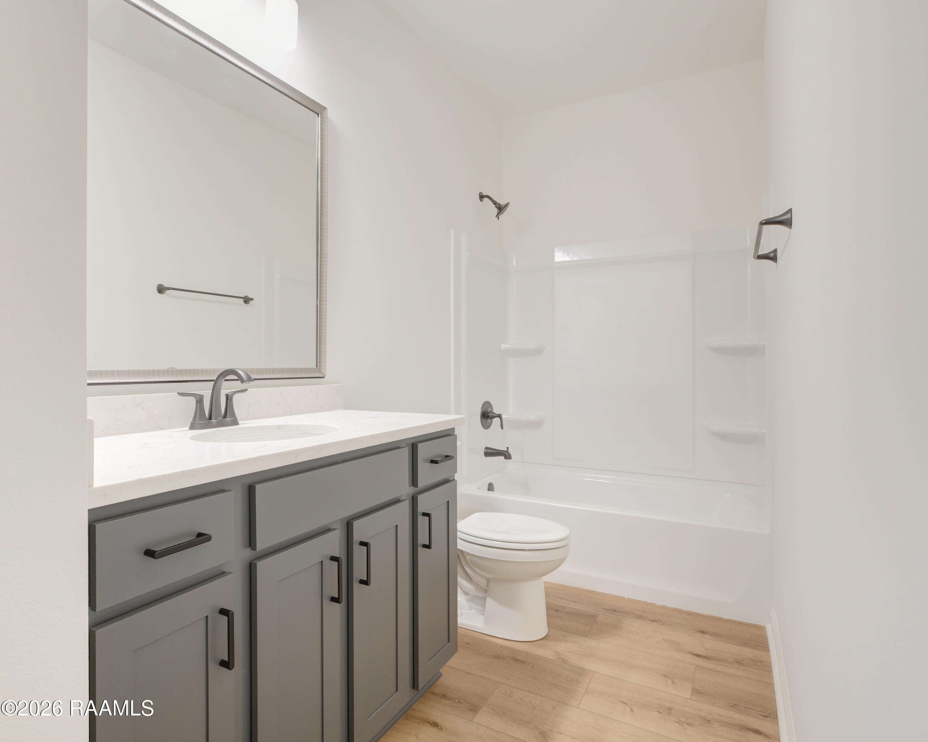 108 Ridgedale Alley Scott, LA 70506 - Photo 12 of 25 Bathroom 2