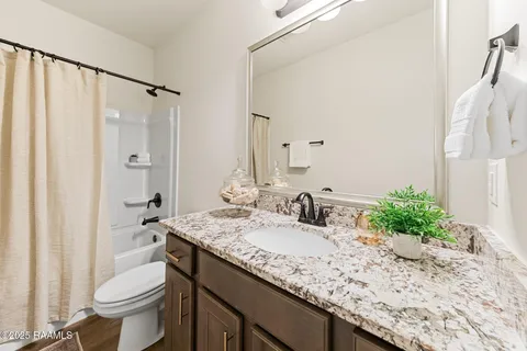 $235,999 | 108 Ridgedale Alley, Lafayette, LA 70506