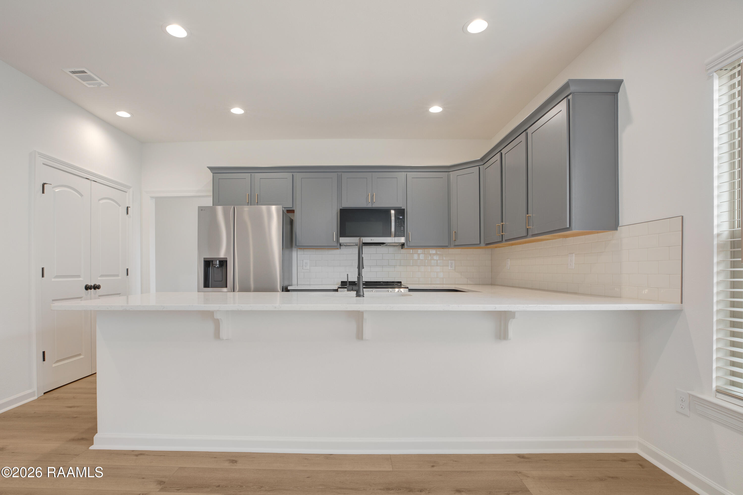 108 Ridgedale Alley Scott, LA 70506 - Photo 3 of 25 Kitchen