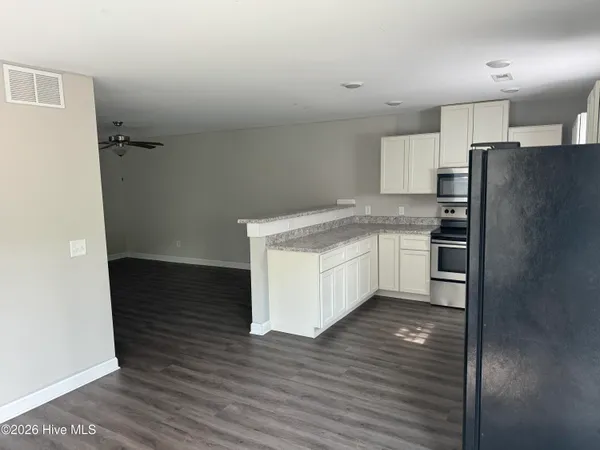 $3,000 | 218 Jordan Lane, Wilmington, NC 28403