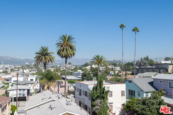 $2,350 | 3933 Marathon Street, Unit 202A, Los Angeles, CA 90029
