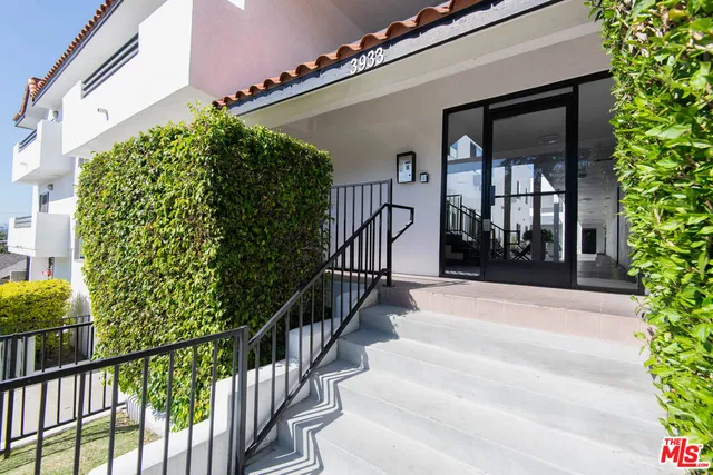 $2,450 | 3933 Marathon Street, Unit 202A, Los Angeles, CA 90029