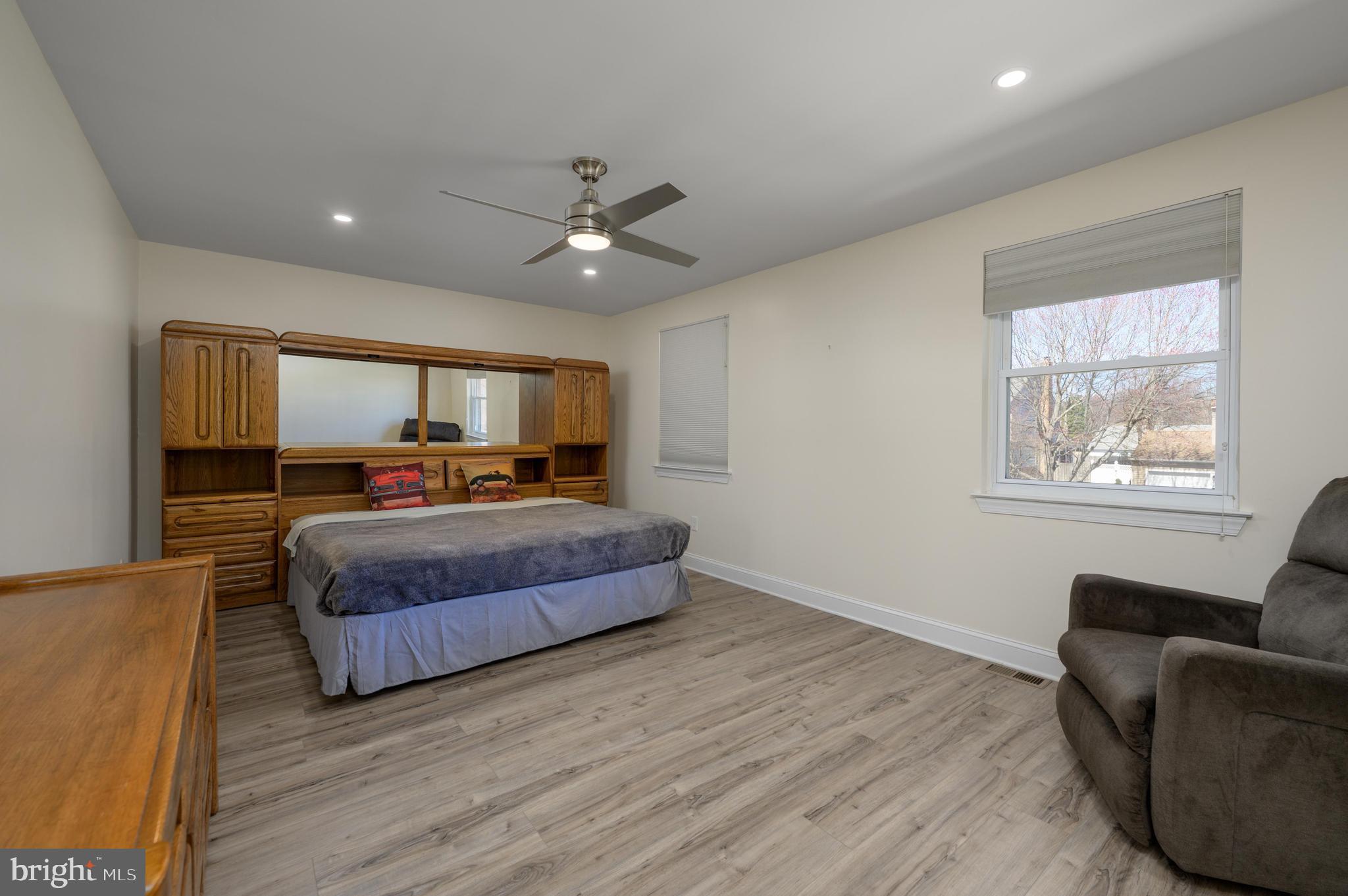 82 Boothby Drive Mount Laurel, NJ 08054 - Photo 12 of 20 a bedroom with a bed window and couch