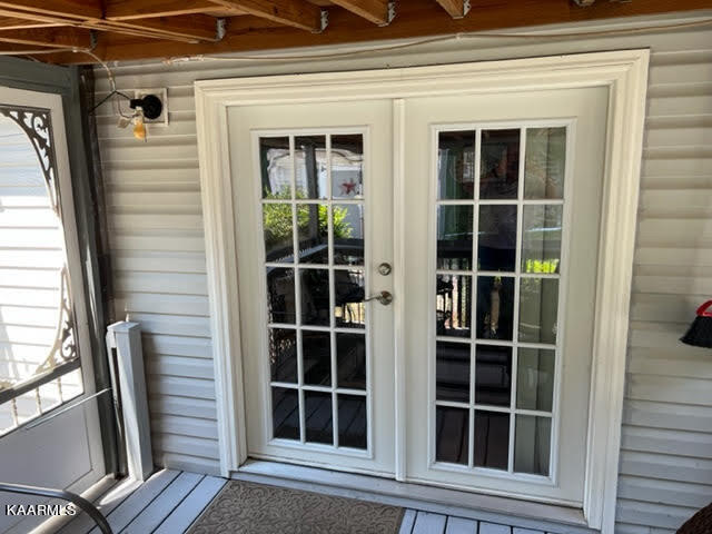 1117 Ridgeview Drive Clinton, TN 37716 - Photo 25 of 26 Back Door