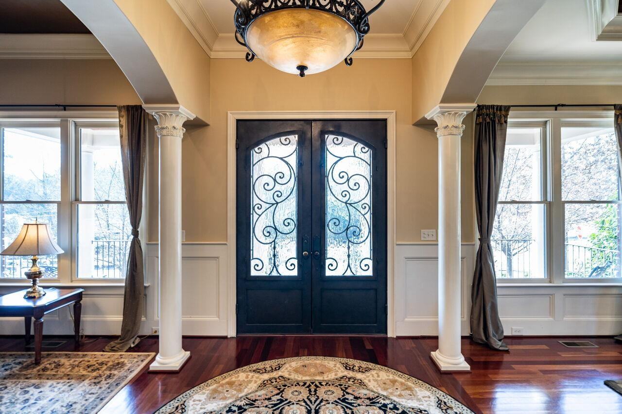 122 Lake Boone Trail Raleigh, NC 27608 - Photo 4 of 46 Photo 4