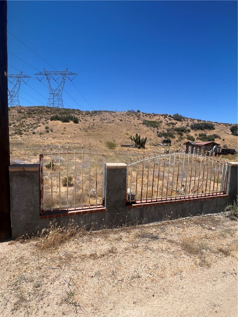 5988 Telephone Canyon Road Hesperia, CA 92345 - Photo 4 of 5