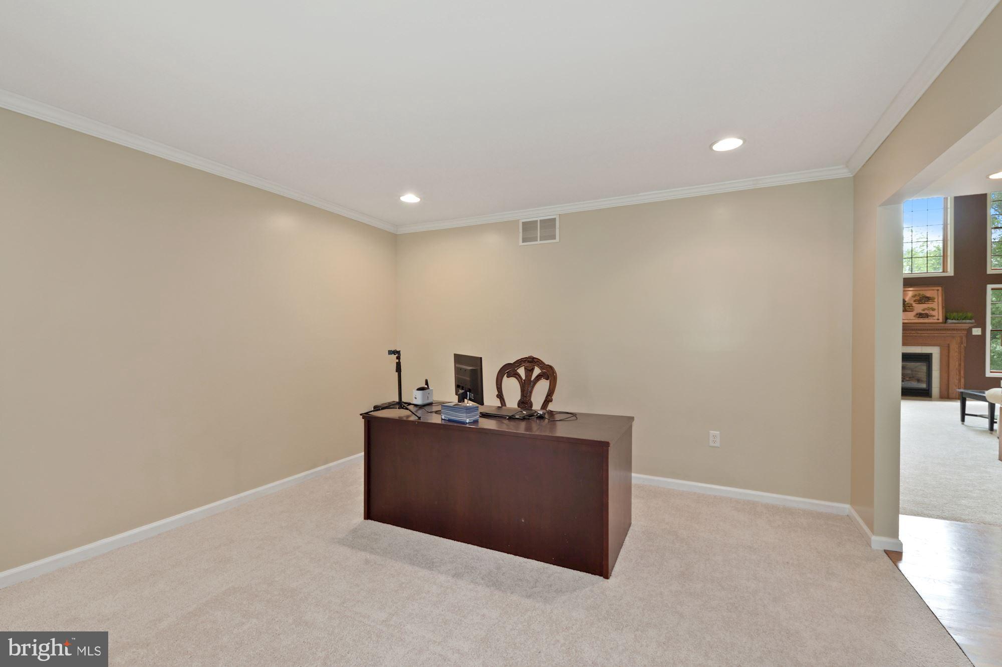 133 Watson Mill Road Landenberg, PA 19350 - Photo 8 of 50 Office or living room