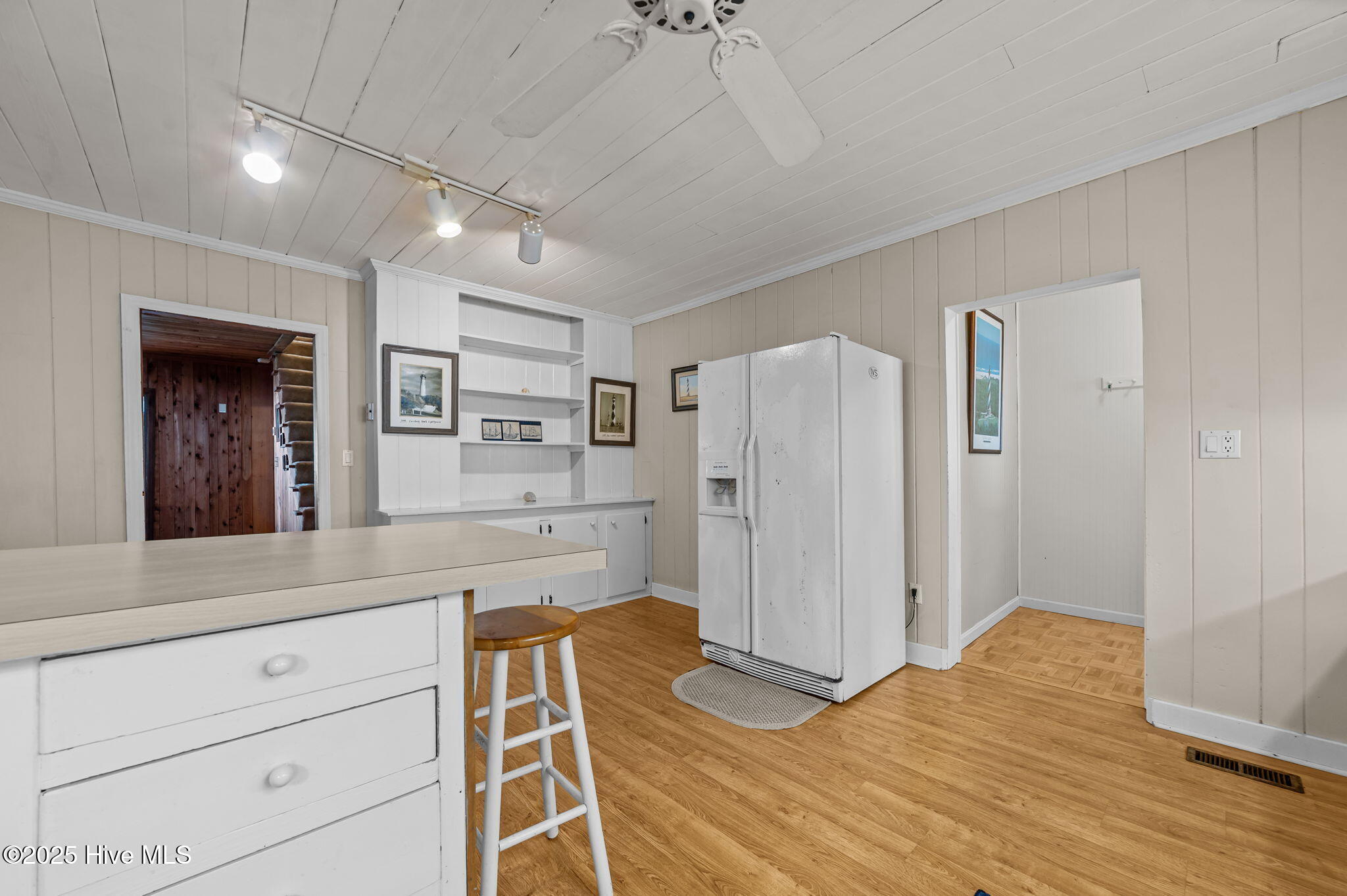 645 Island View Road Bath, NC 27808 - Photo 11 of 62 19-web-or-mls-LHV_7632