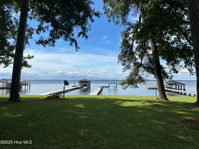 $375,000 | 645 Island View Road, Bath, NC 27808