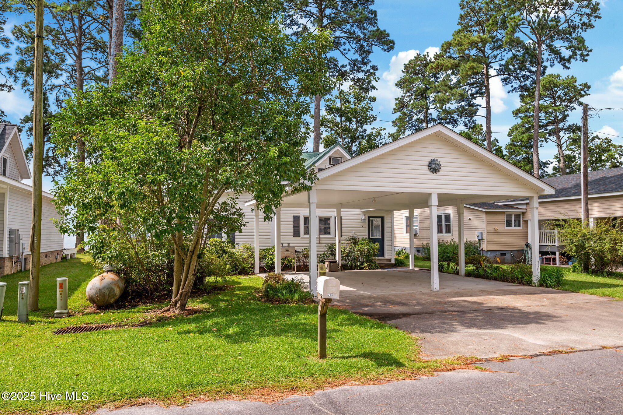 645 Island View Road Bath, NC 27808 - Photo 6 of 62 48-web-or-mls-LHV_7721