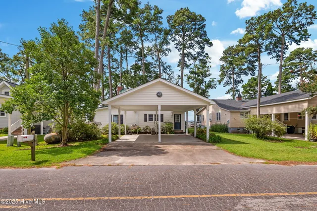 $375,000 | 645 Island View Road, Bath, NC 27808