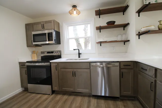 a bathroom with a toilet