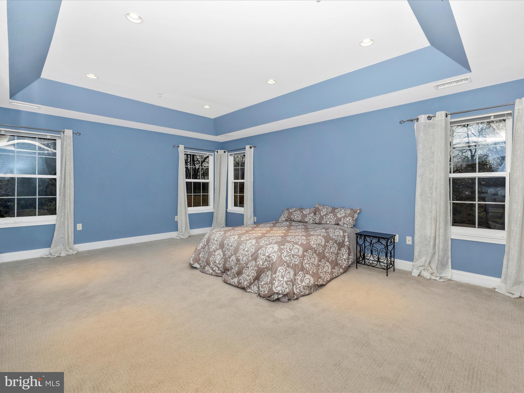 352 Ridge Road Washington Grove, MD 20880 - Photo 25 of 58 Primary Bedroom