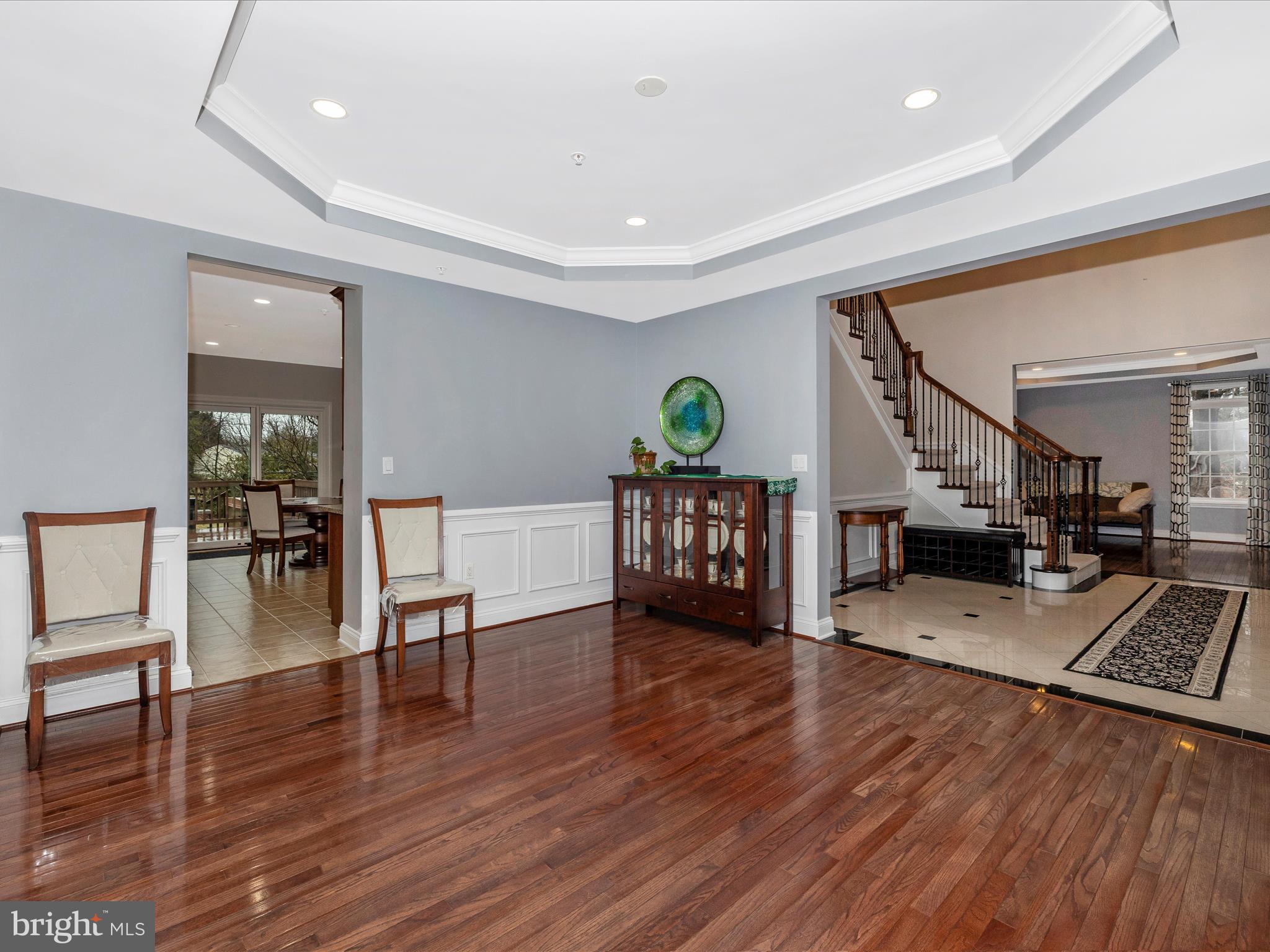 352 Ridge Road Washington Grove, MD 20880 - Photo 10 of 58 Dining Room
