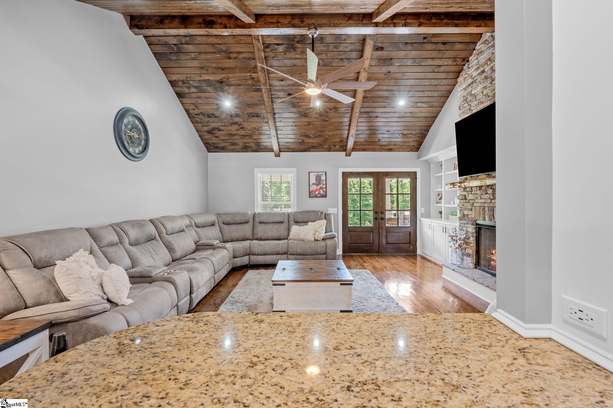 102 Ginko Ridge Pickens, SC 29671 - Photo 8 of 32