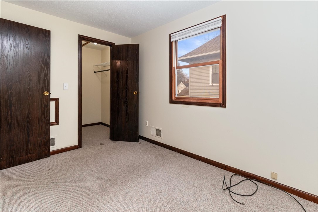 1157 Genesee Street Rochester, NY 14611 - Photo 33 of 40