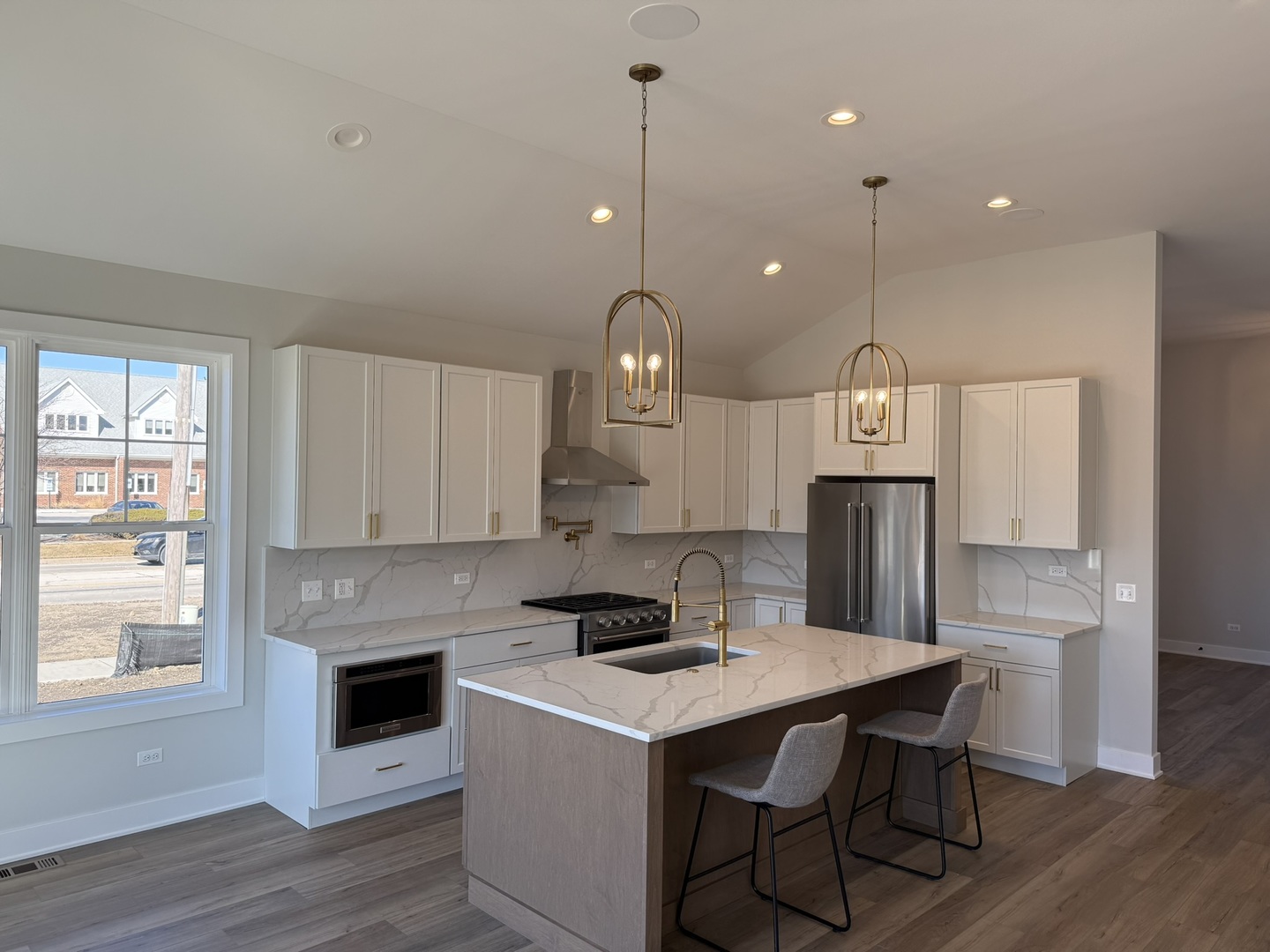 1200 Prairie Lane, Unit 1A Lemont, IL 60439 - Photo 3 of 35