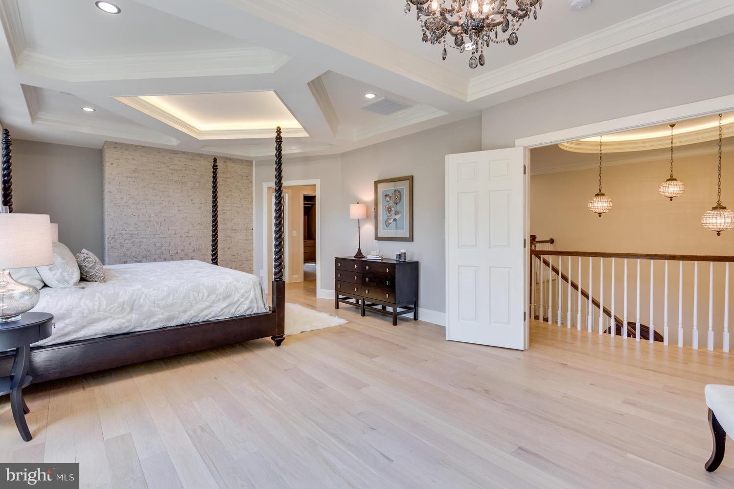 8602 Dixie Place McLean, VA 22102 - Photo 15 of 28 Bedroom (Master)