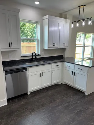 $227,400 | 410 North Houston Avenue, Denison, TX 75021