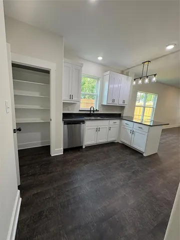 $227,400 | 410 North Houston Avenue, Denison, TX 75021