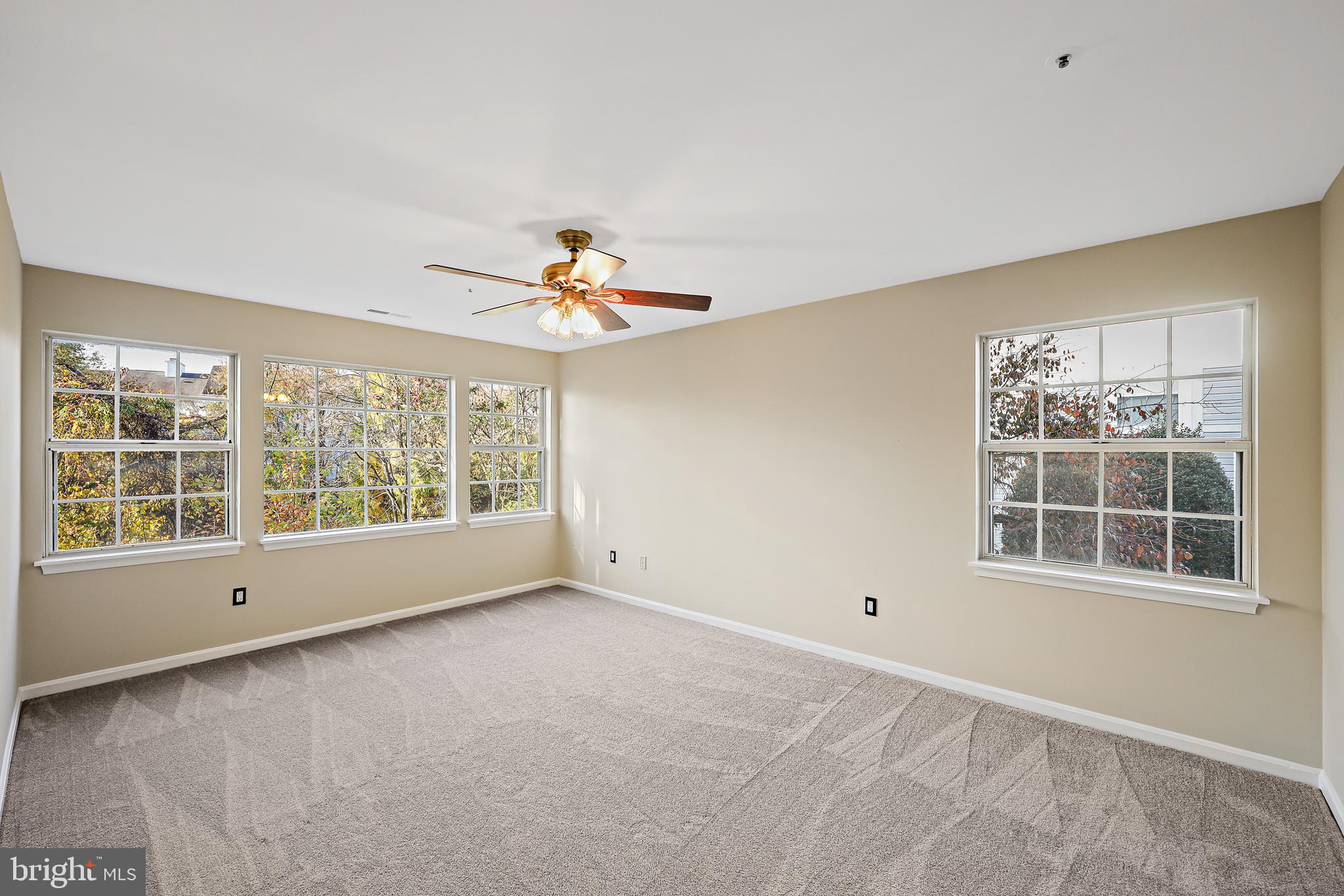 8358 Montgomery Run Road, Unit G Ellicott City, MD 21043 - Photo 18 of 38 Primary Bedroom