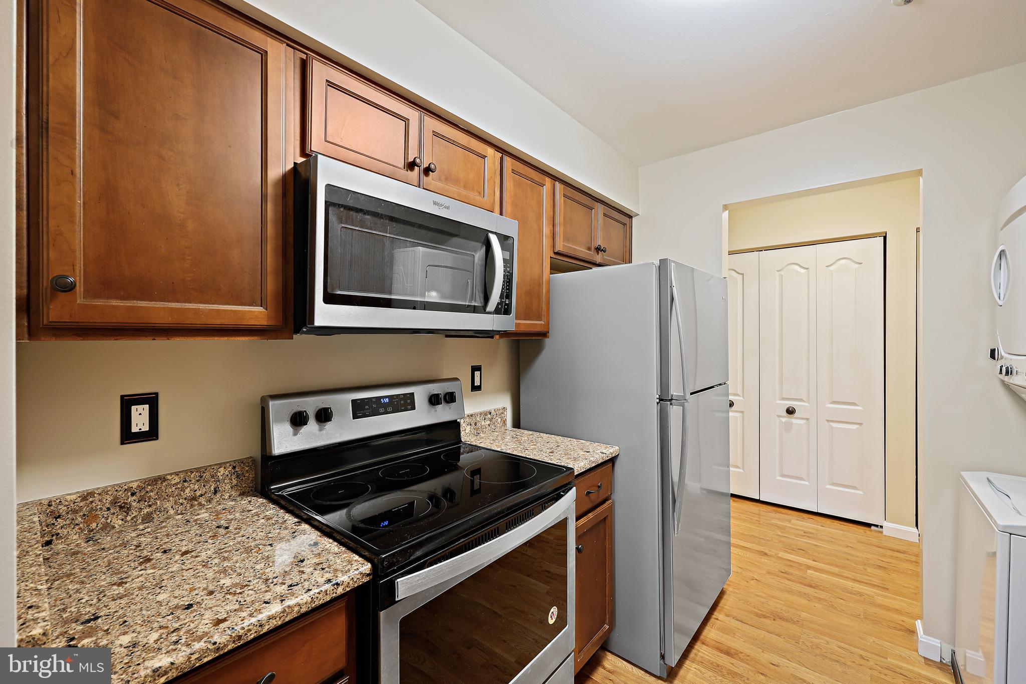 8358 Montgomery Run Road, Unit G Ellicott City, MD 21043 - Photo 2 of 38 Kitchen with stainless appliances