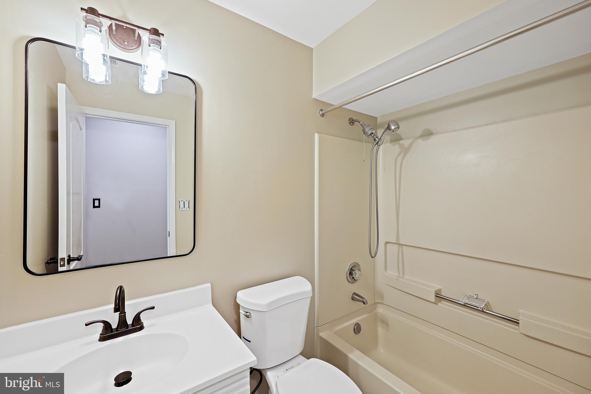 8358 Montgomery Run Road, Unit G Ellicott City, MD 21043 - Photo 32 of 38 Hall bath
