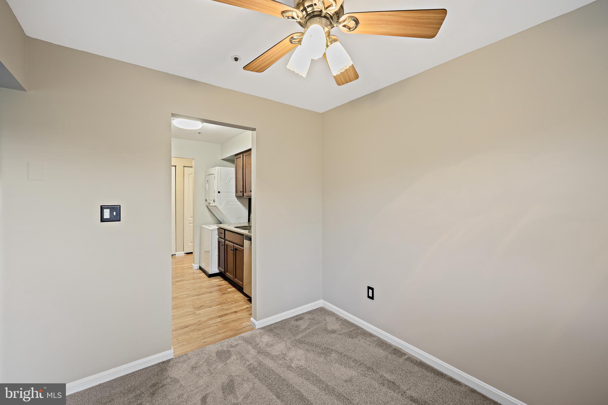 8358 Montgomery Run Road, Unit G Ellicott City, MD 21043 - Photo 9 of 38 Dining room