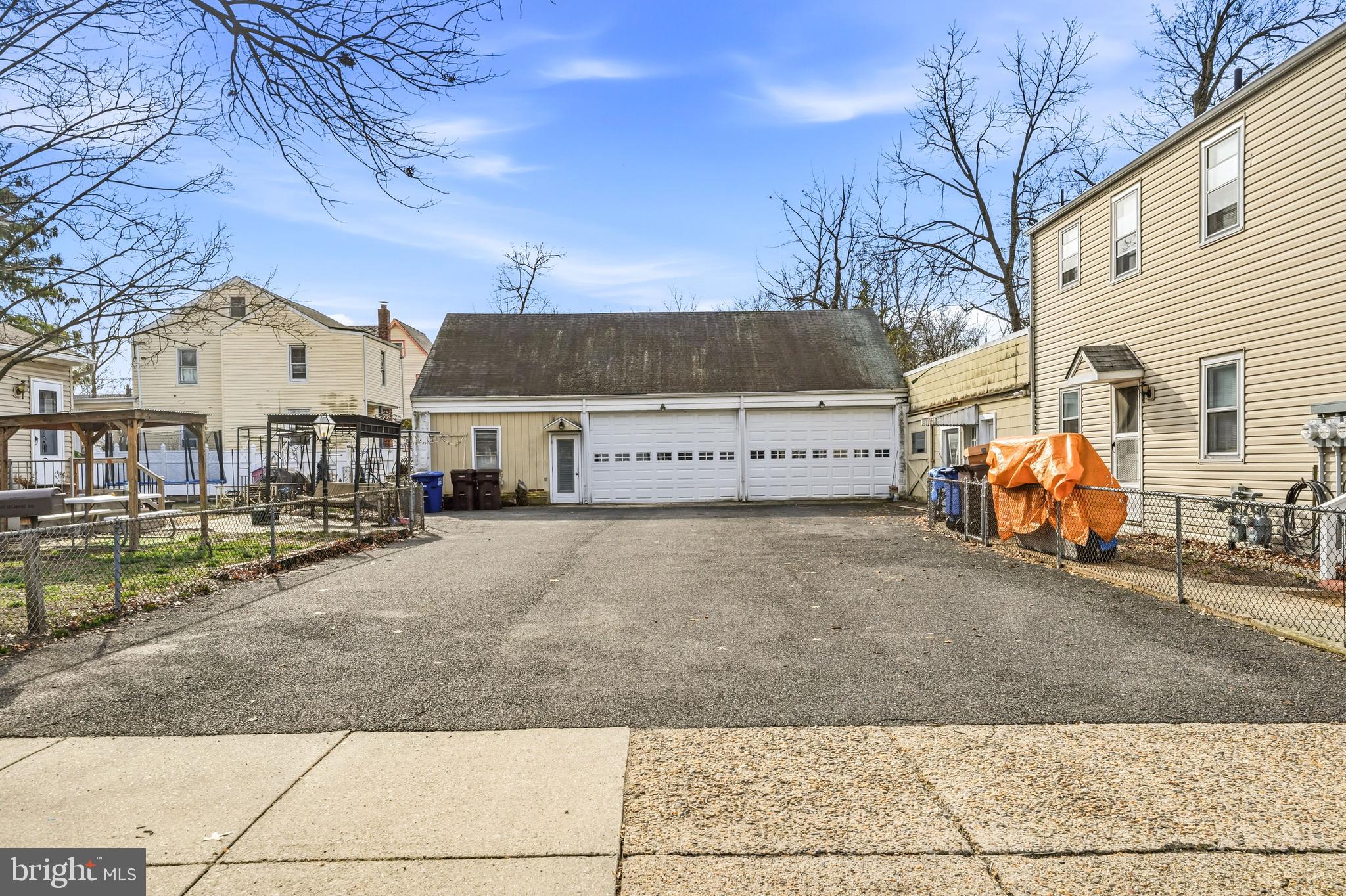 300 Delaware Avenue Riverside, NJ 08075 - Photo 50 of 86 Garage