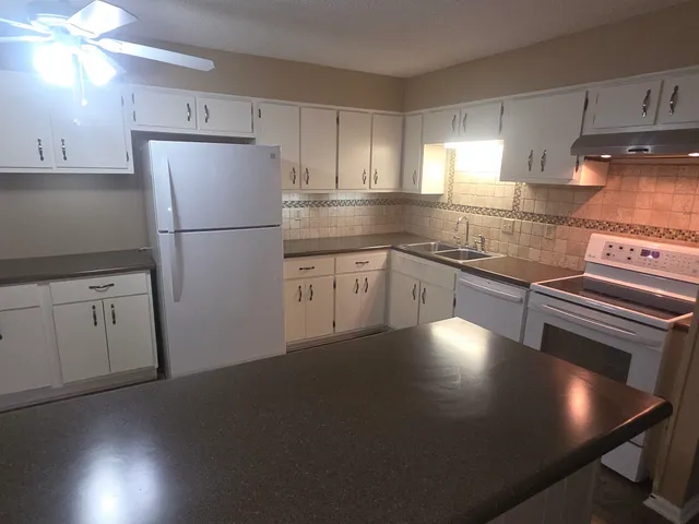 $125,400 | 3654 Haughton Lane, Unit 2, Memphis, TN 38128