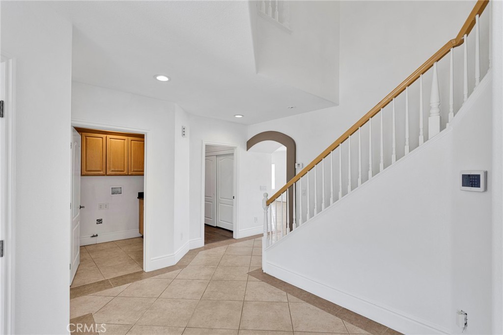 16245 Ridge View Drive Apple Valley, CA 92307 - Photo 13 of 80
