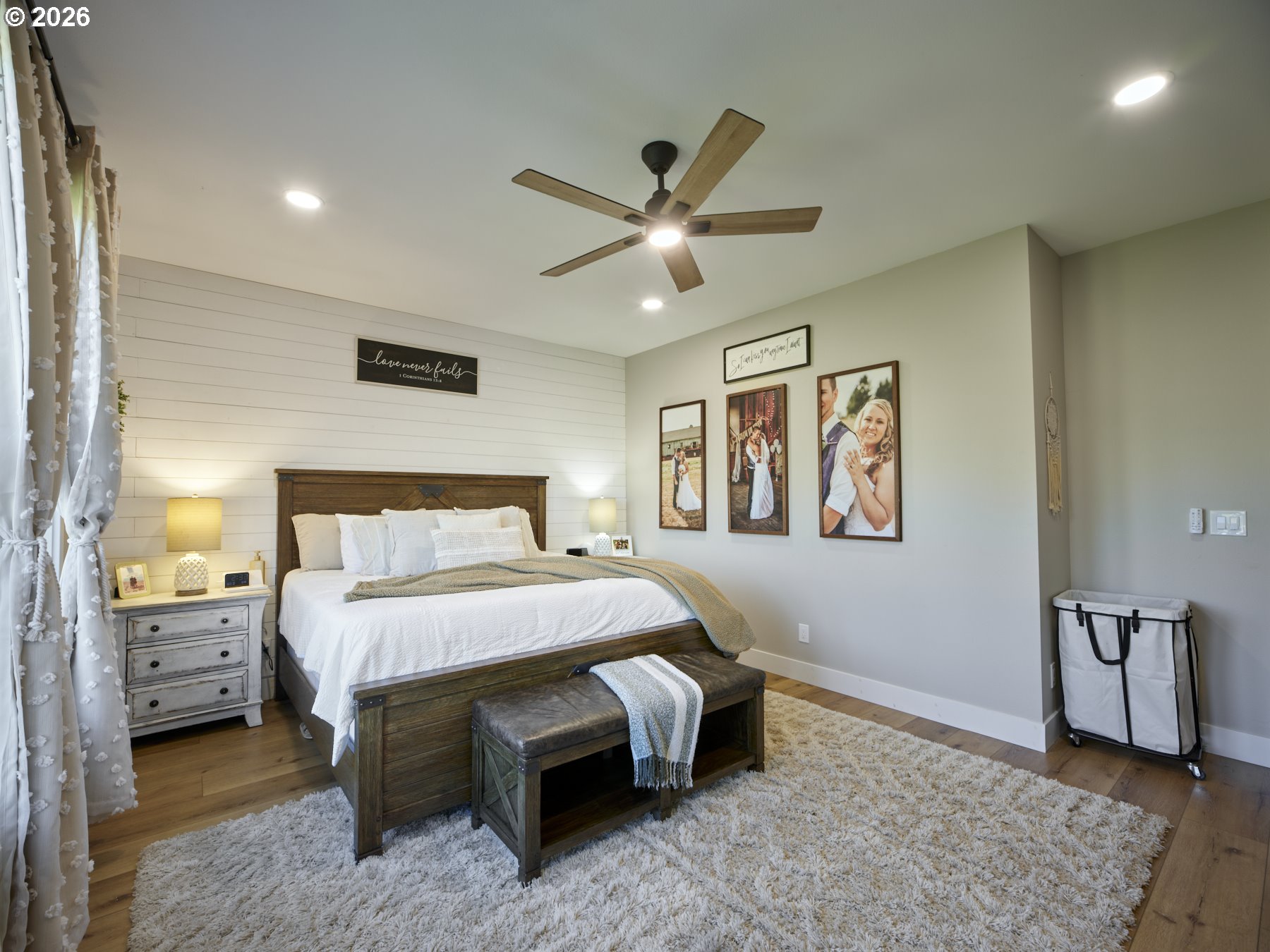 422 Park Road Winlock, WA 98596 - Photo 24 of 48 Primary Bedroom