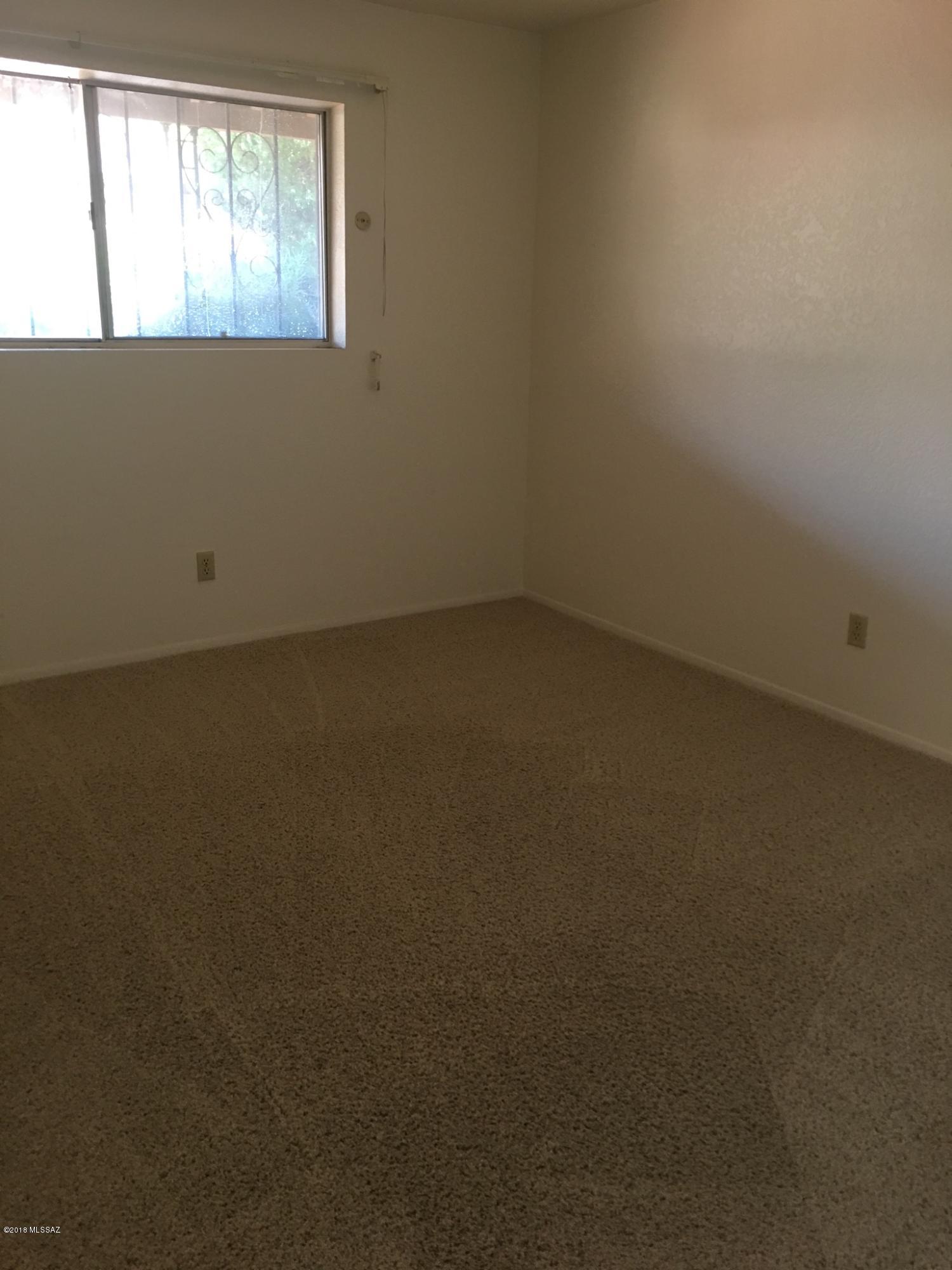 285 South Kolb Road, Unit 24 Tucson, AZ 85710 - Photo 13 of 19
