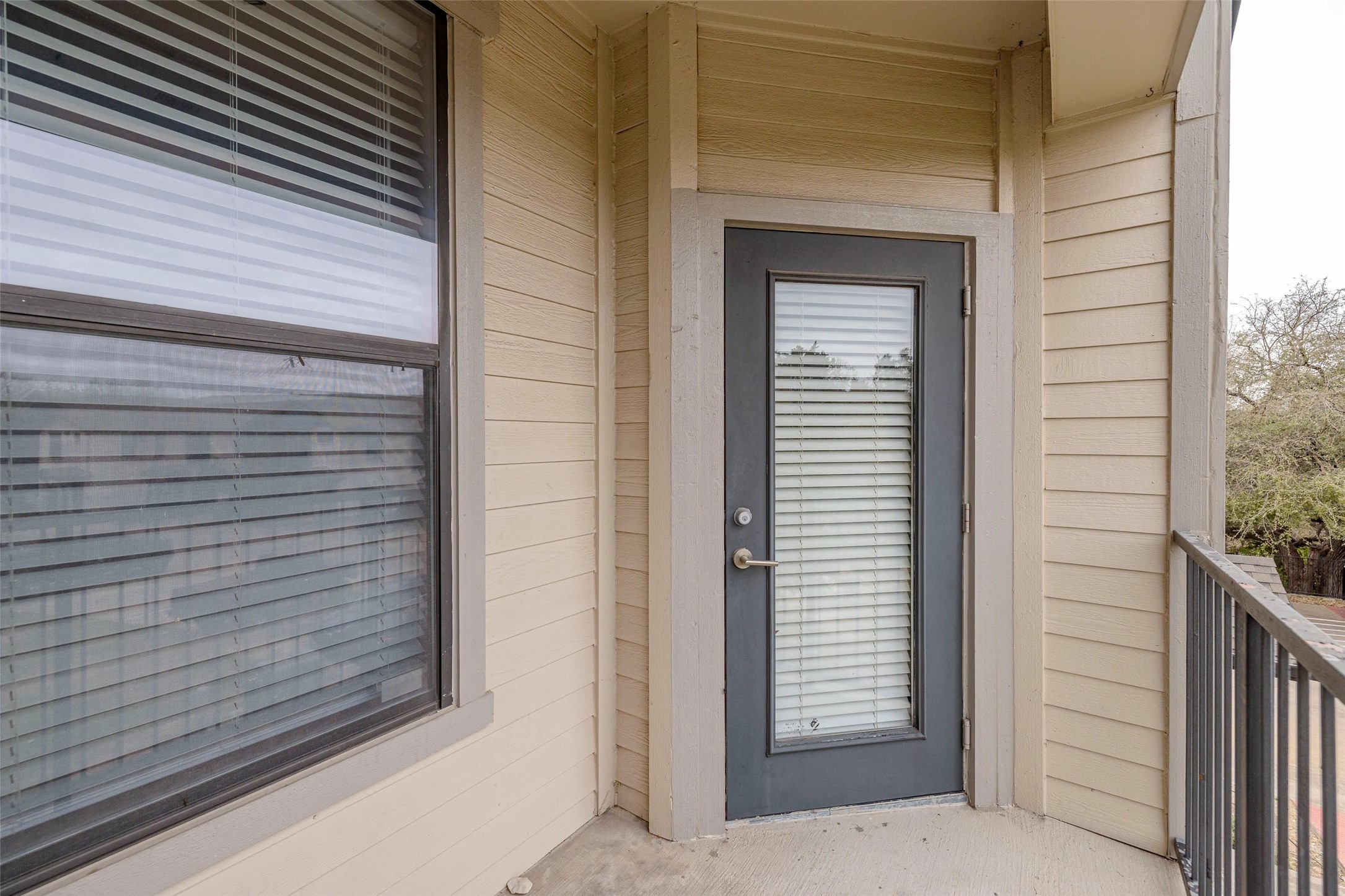 a view of front door and porch