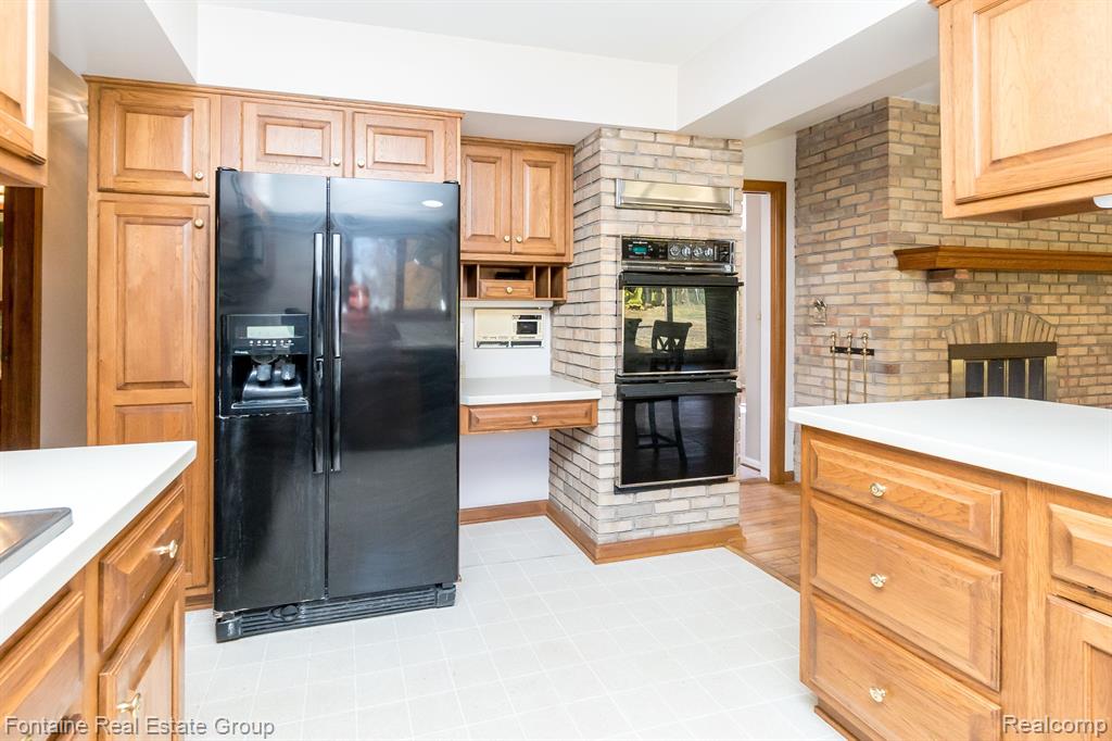 50250 Hanford Road Canton, MI 48187 - Photo 21 of 71 Gallery Image 21