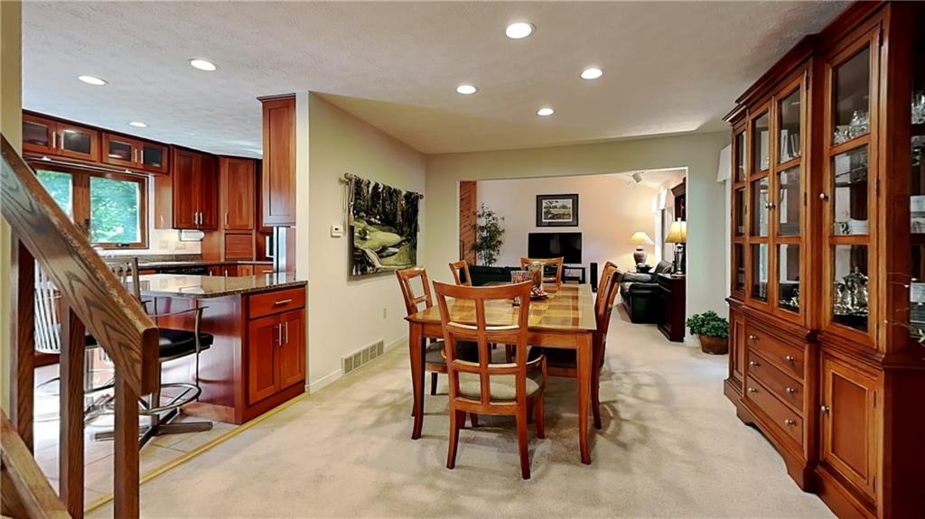 5 Devon Lane Pittsburgh, PA 15202 - Photo 7 of 50 Gallery Image 7
