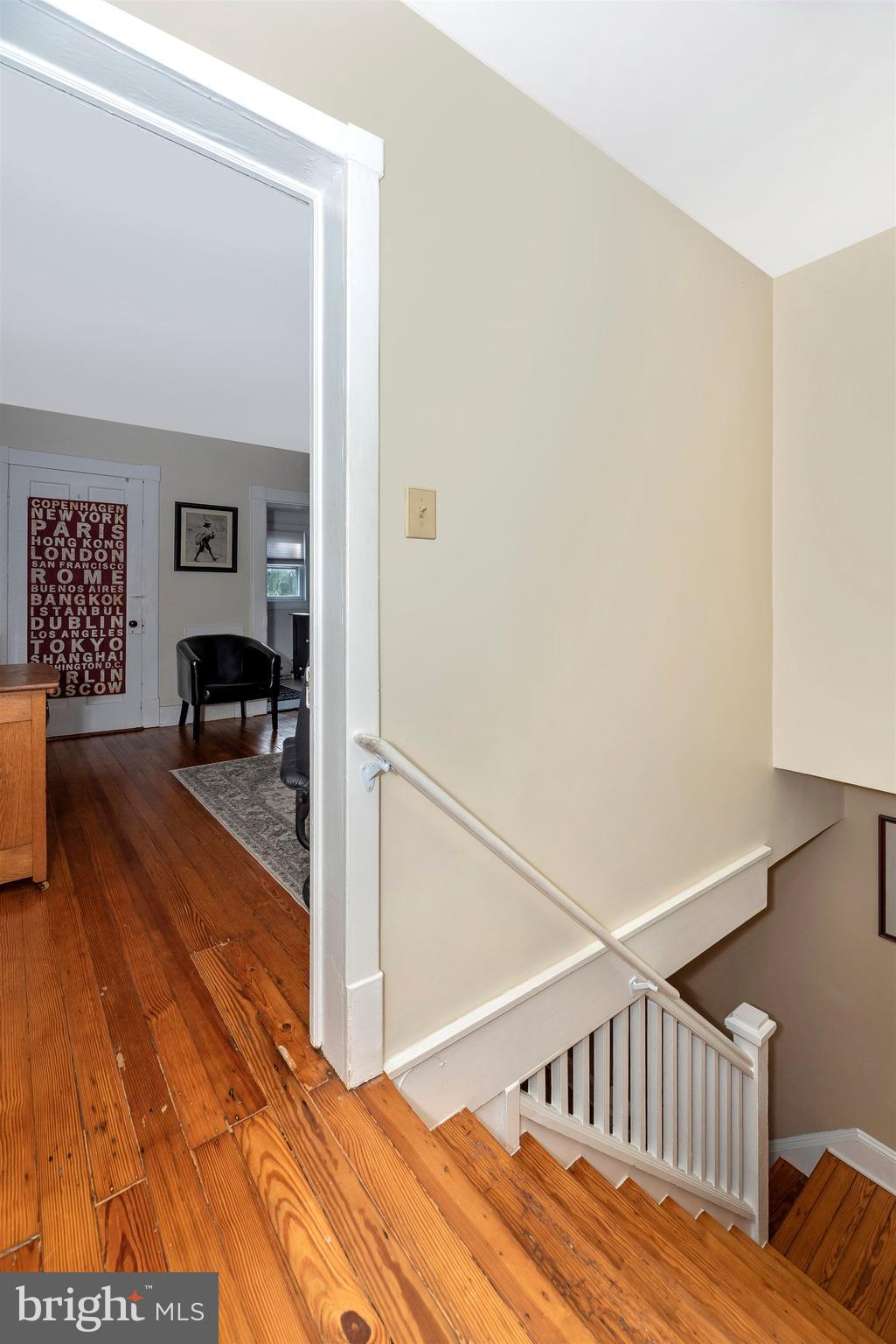 412 West Patrick Street Frederick, MD 21701 - Photo 18 of 36 Upper Level- Original Refinished Heart Pine Floors