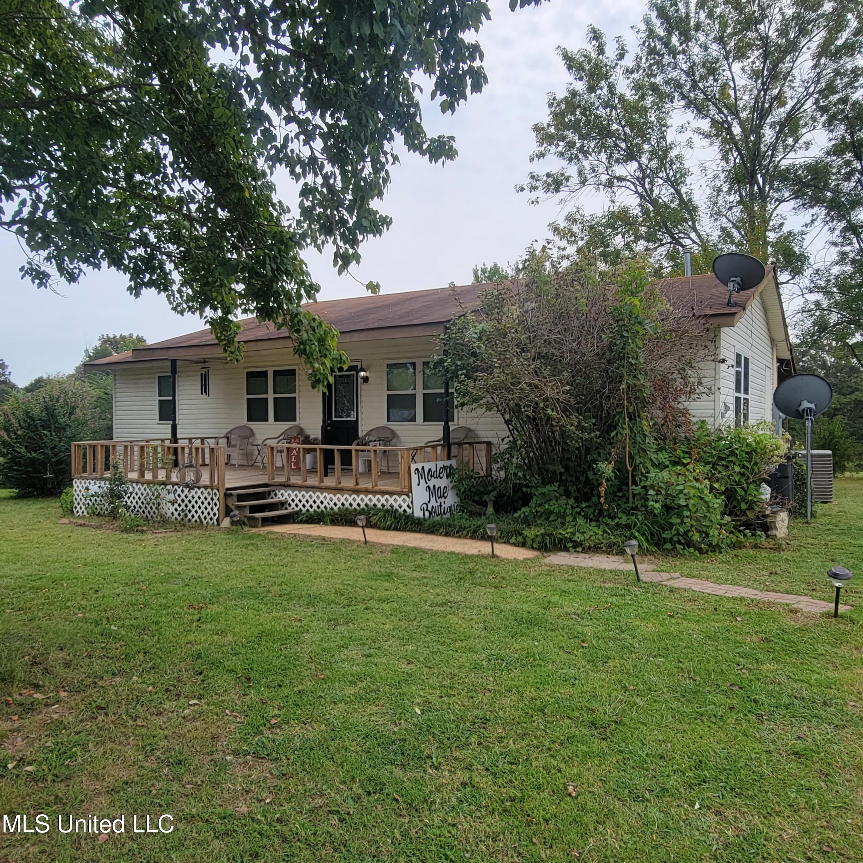 415 Metra Road Coldwater, MS 38618 - Photo 1 of 31 20230924_114430