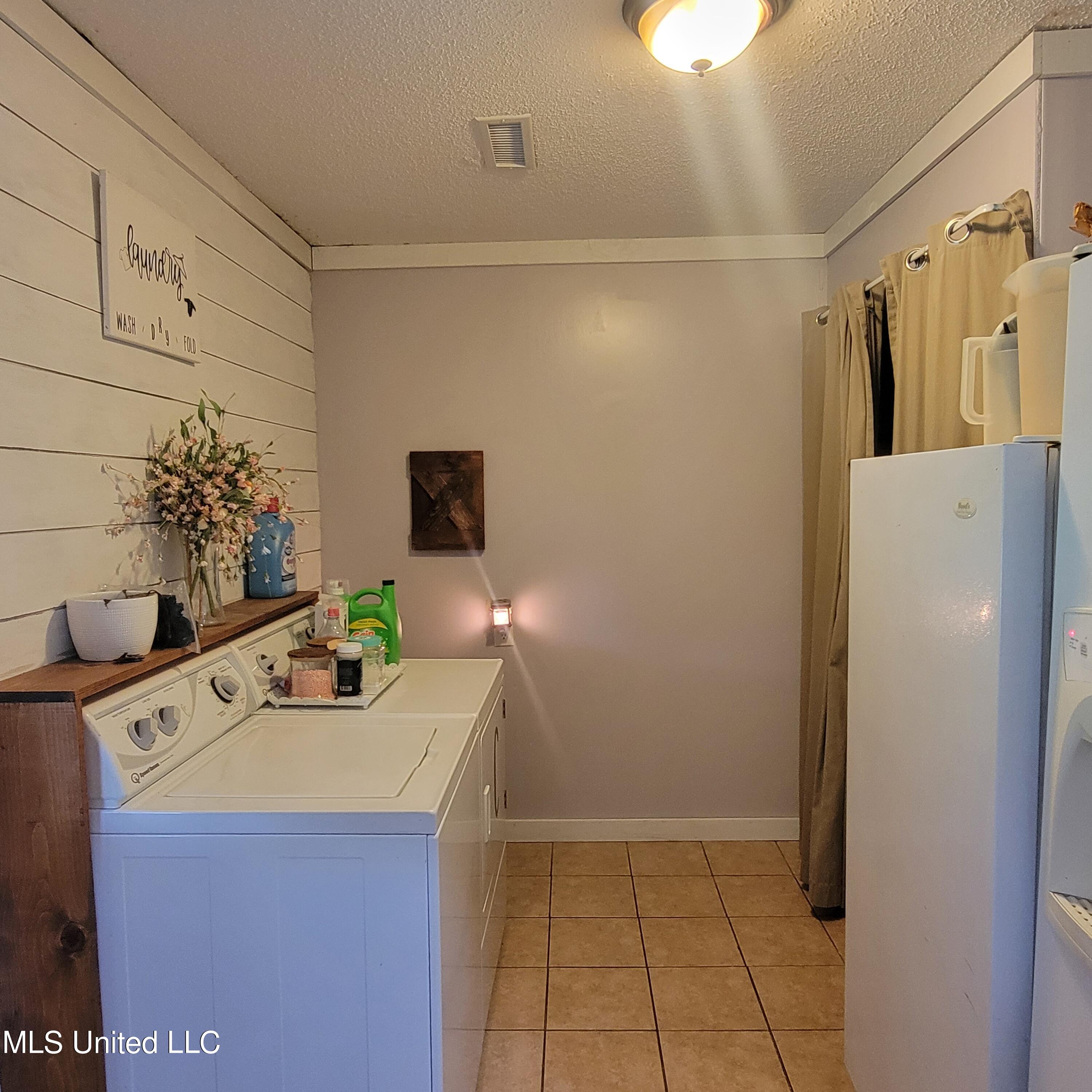 415 Metra Road Coldwater, MS 38618 - Photo 15 of 31 20230924_114742