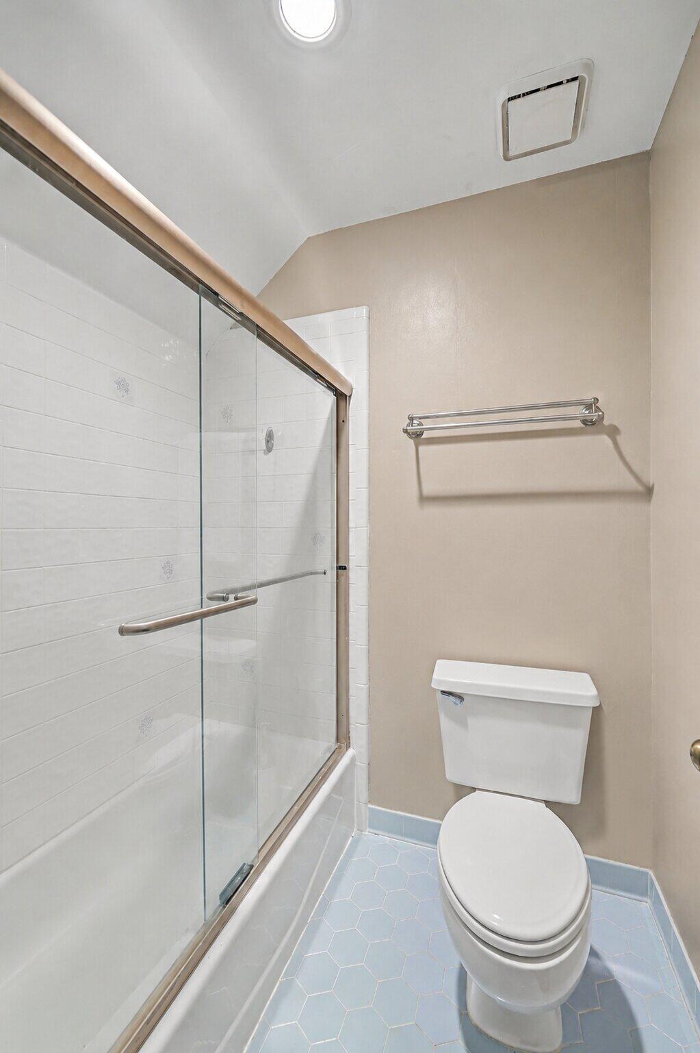 2328 Portside Way Charleston, SC 29407 - Photo 45 of 58 Guest Bath