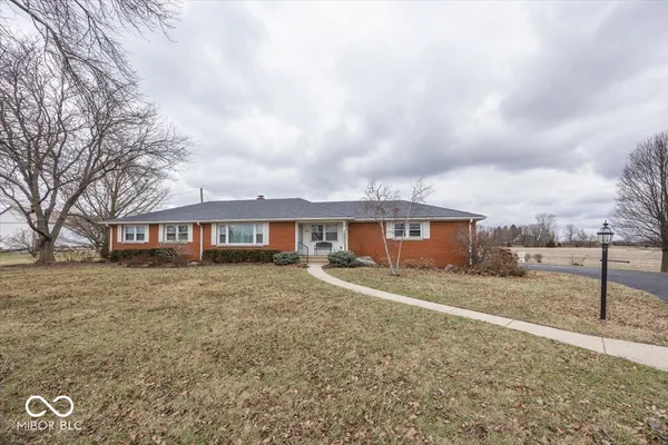 $340,000 | 7838 Highway 52, New Palestine, IN 46163